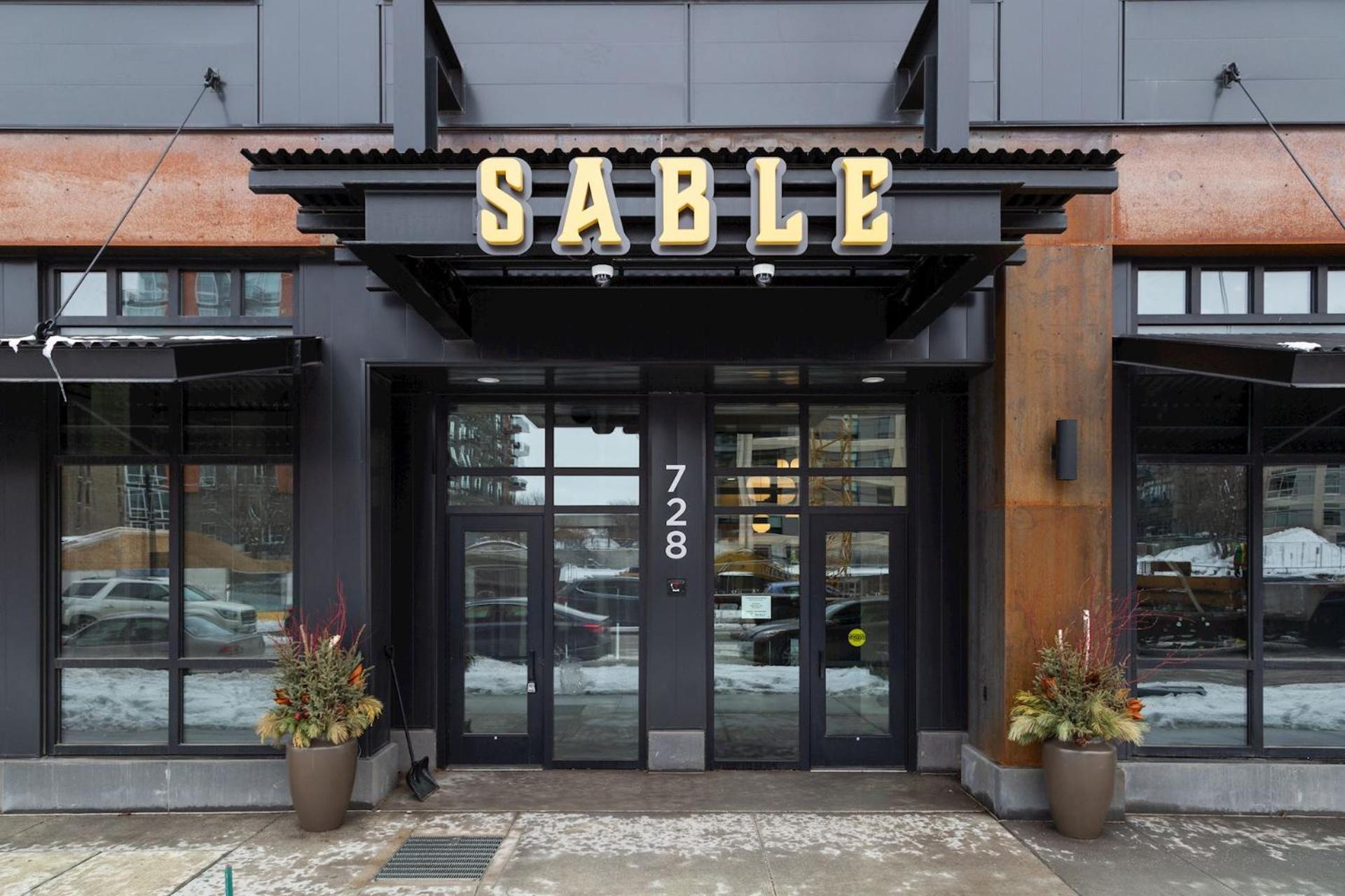 Sable 72 Villa Minneapolis Exterior photo